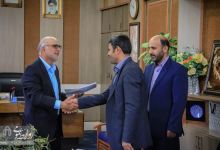 گزارش تصویری | بمناسبت هفته سربازان گمنام امام زمان ؛ تجلیل و قدردانی ازمدیر و کارشناسان حراست دانشگاه 